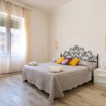 - Casa Collodi Apartment Piombino